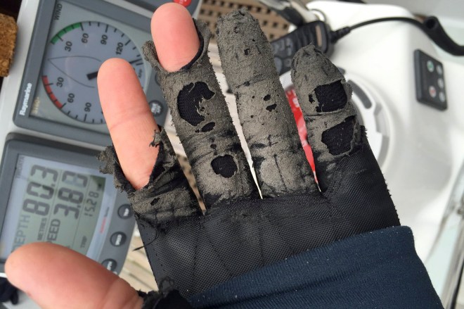 Ännu ett par utslitna handskar